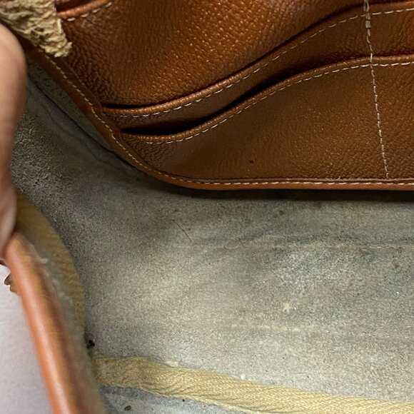 Vintage Dooney & Bourke All Weather Crossbody Bag Tan Taupe Leather 90s - Picture 11 of 16